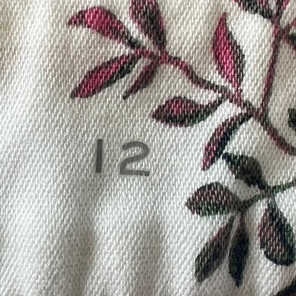 St Johns Bay Women's Floral Capri Pants - Picture 11 of 14
